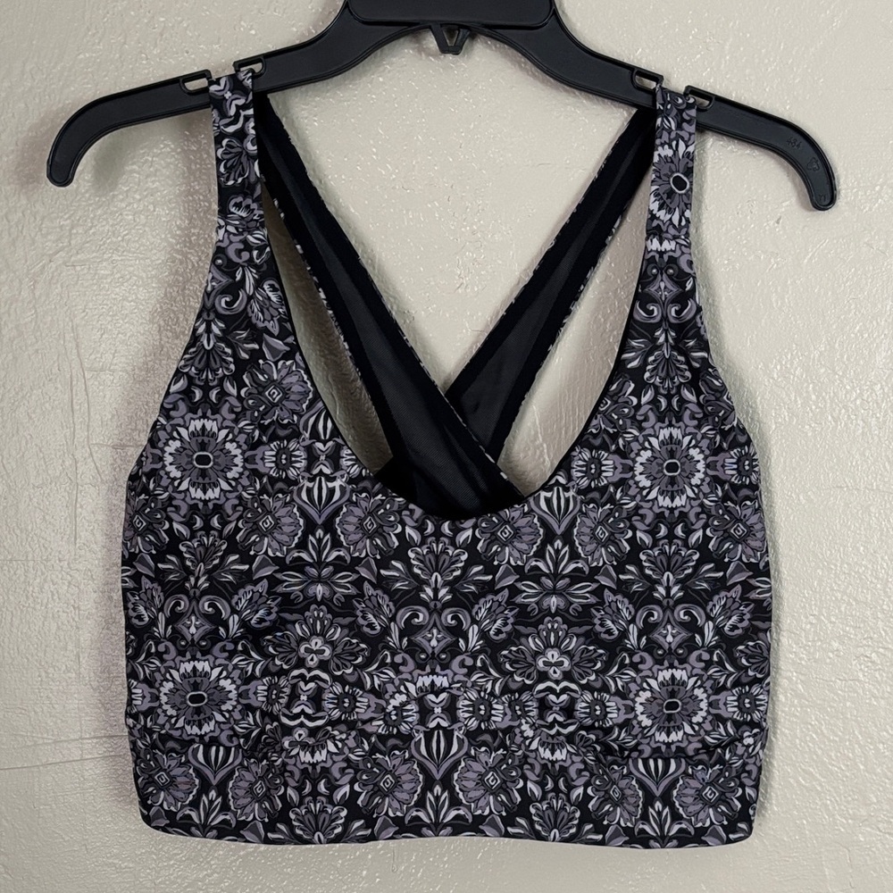 Adore Me Women’s Medium Support Lotus Sports Bra 2X